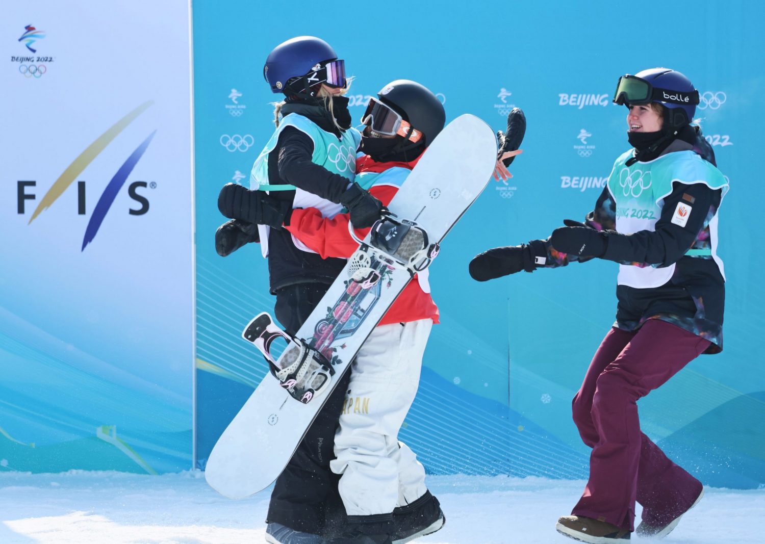 SNOWBOARD Teenager Kokomo Murase Grabs Bronze in Women’s Big Air