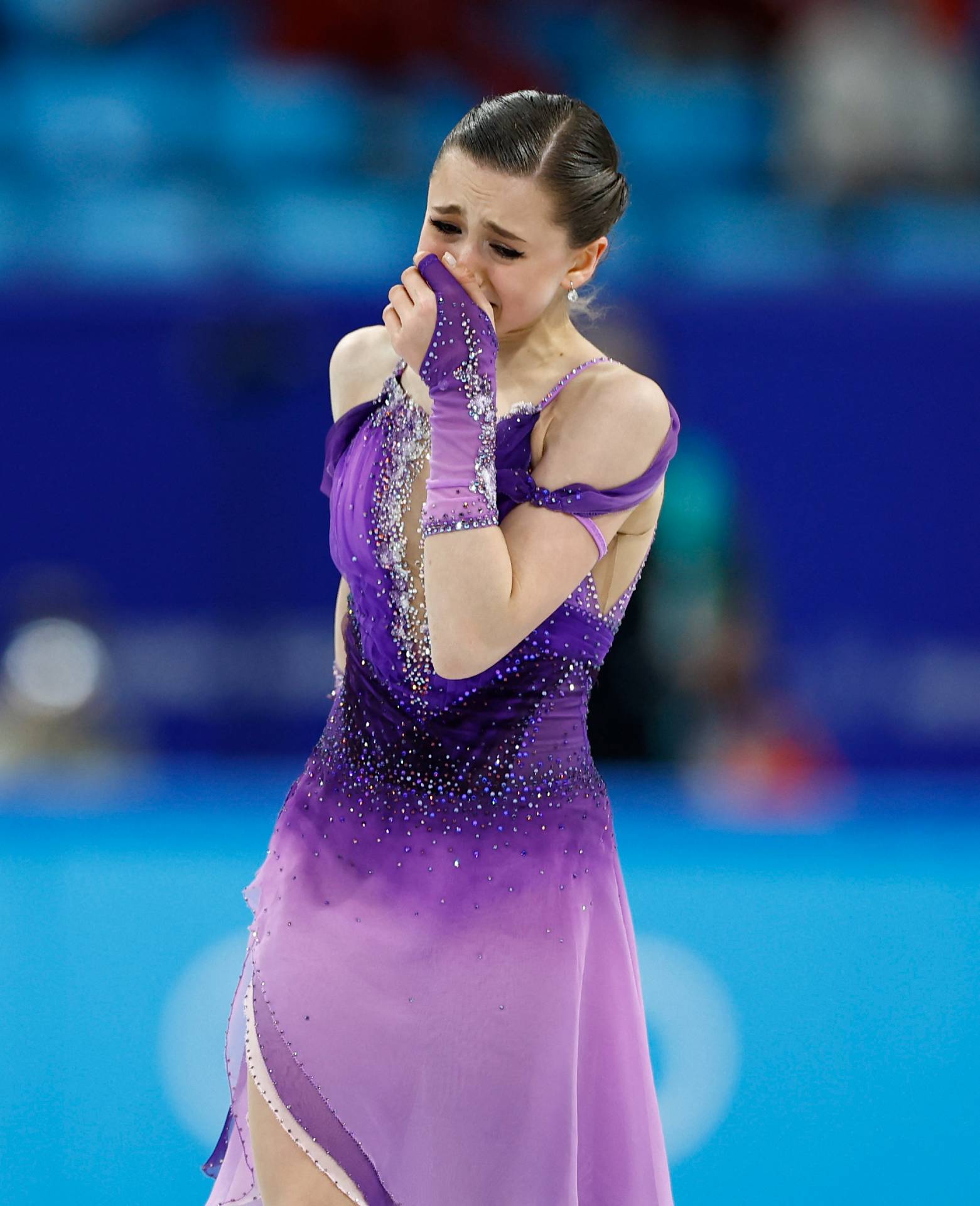 FIGURE SKATING | Kamila Valieva Takes Lead After Short Program; Kaori ...