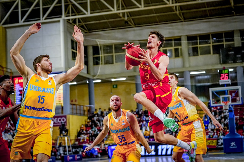 Baloncesto |  ex B.  El jugador de liga Slava Kravtsov tras el horror de la guerra de Ucrania desde España