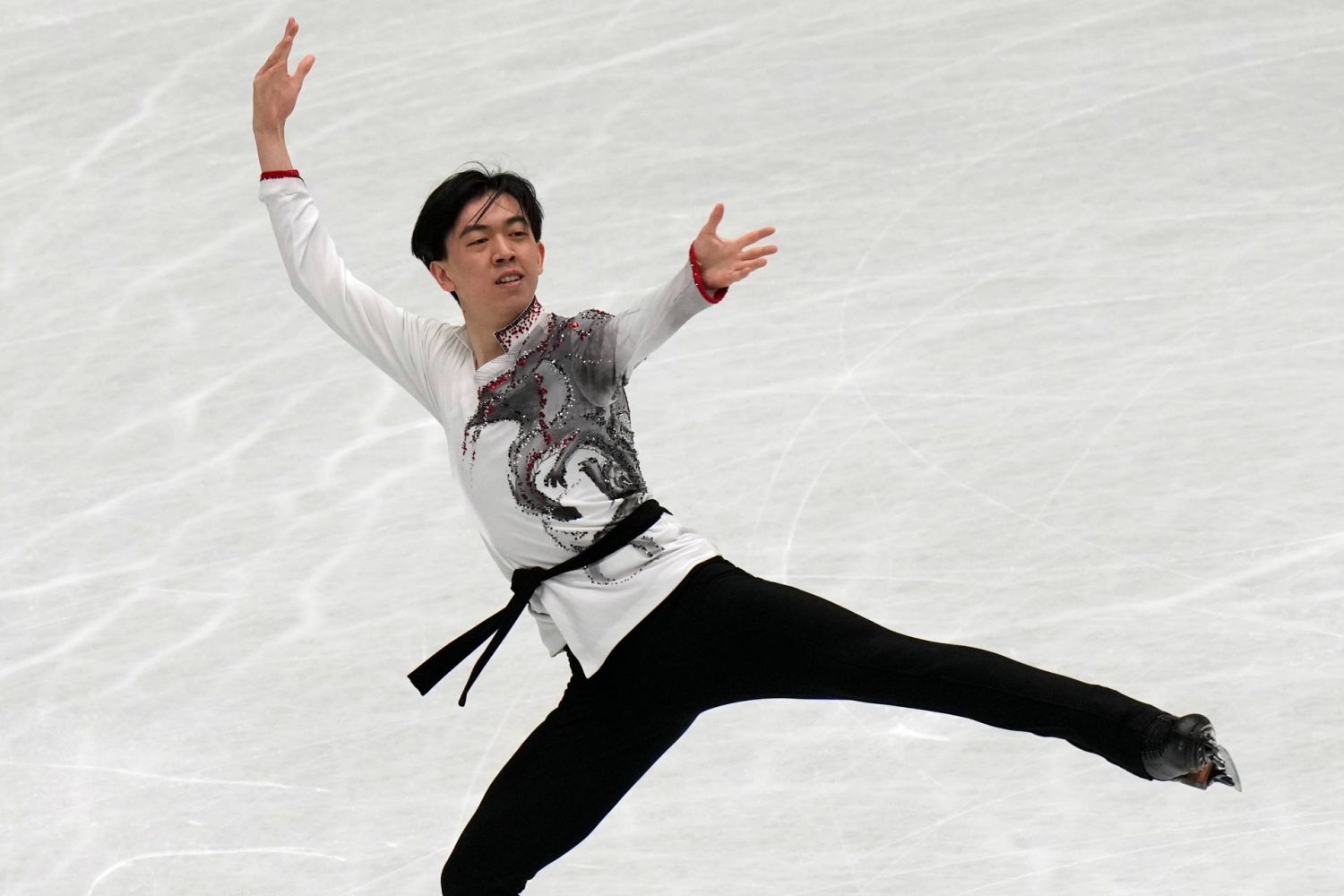 FIGURE SKATING | Shoma Uno, Yuma Kagiyama Win Gold, Silver At World ...