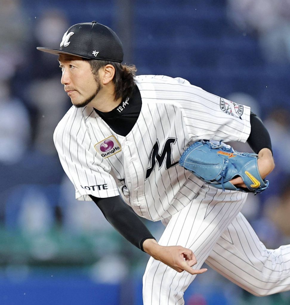 MLB Life on X: Japanese baseball team Hokkaido Nippon-Ham Fighters' new  uniforms are FIRE They were designed by the team's manager and former MLB  player Tsuyoshi Shinjo, who previously played for the