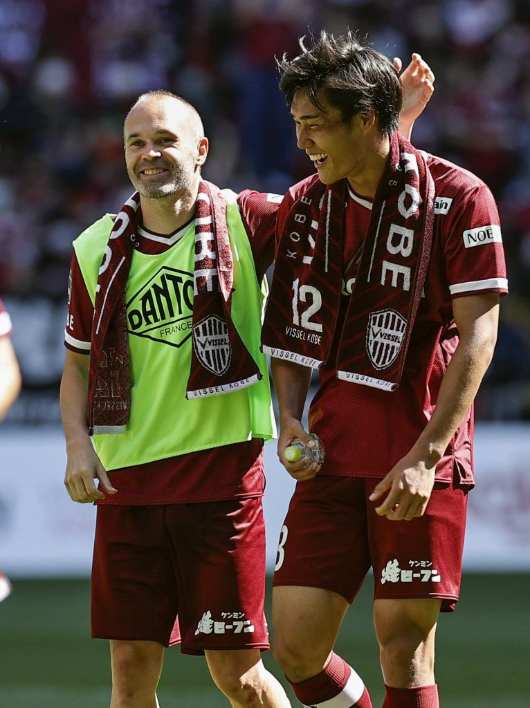 VIDEO: Andres Iniesta scores incredible first goal in Japanese football for Vissel  Kobe - Eurosport