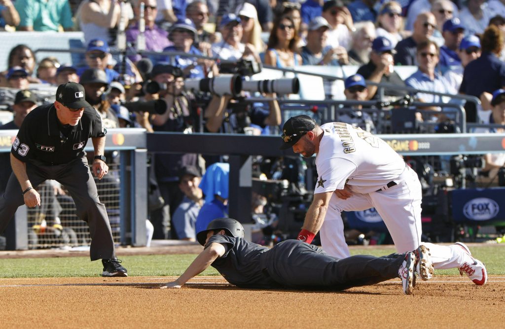 2022 MLB All-Star Game video: Shohei Ohtani picked off by Clayton
