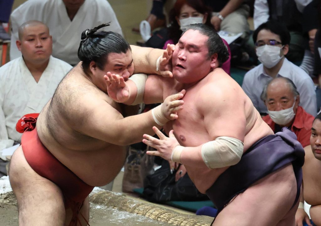 Terunofuji Powerlifting Training : r/Sumo