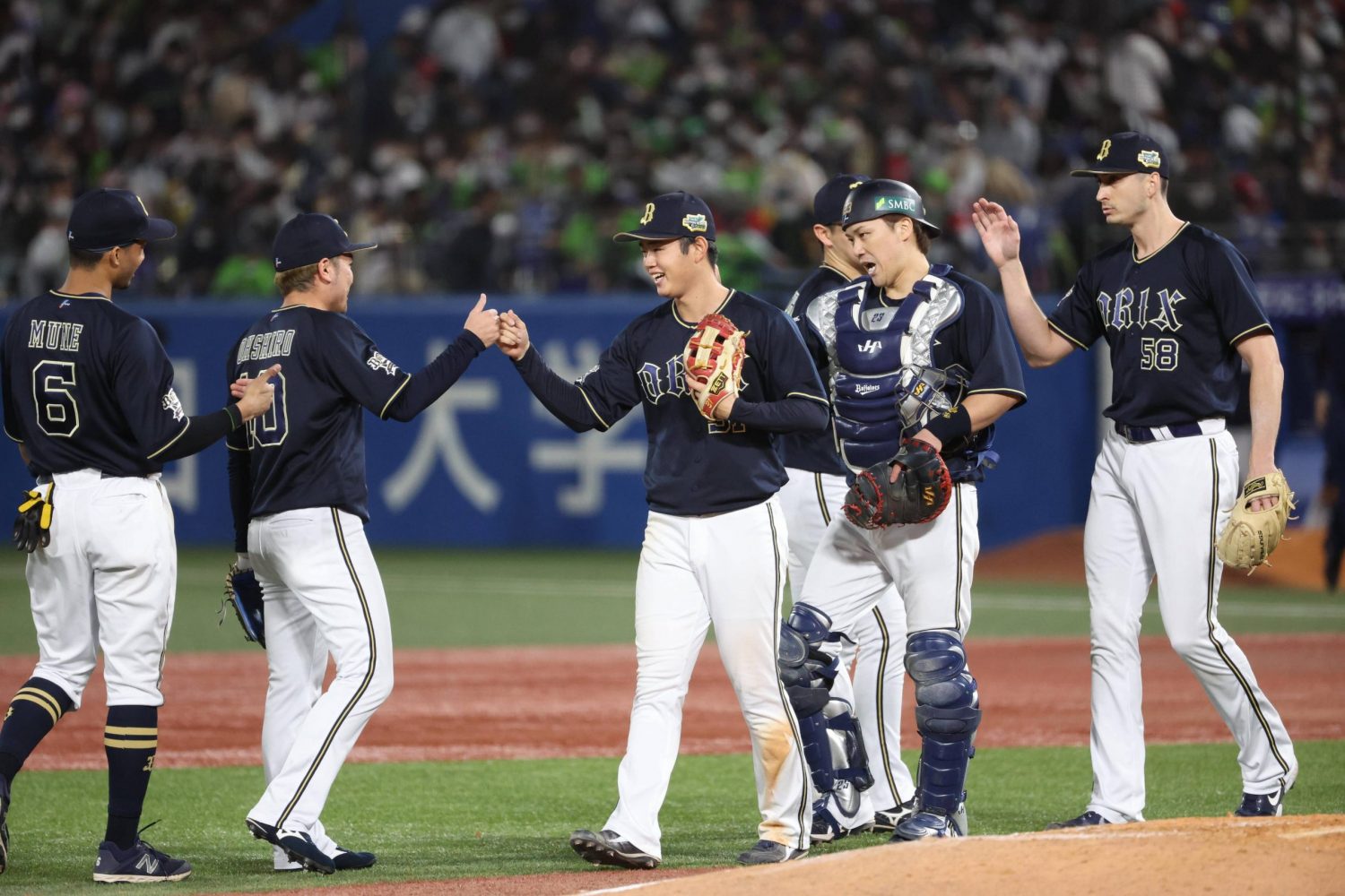 Buffaloes Silence Swallows Offense and Move Within A Win of Japan ...