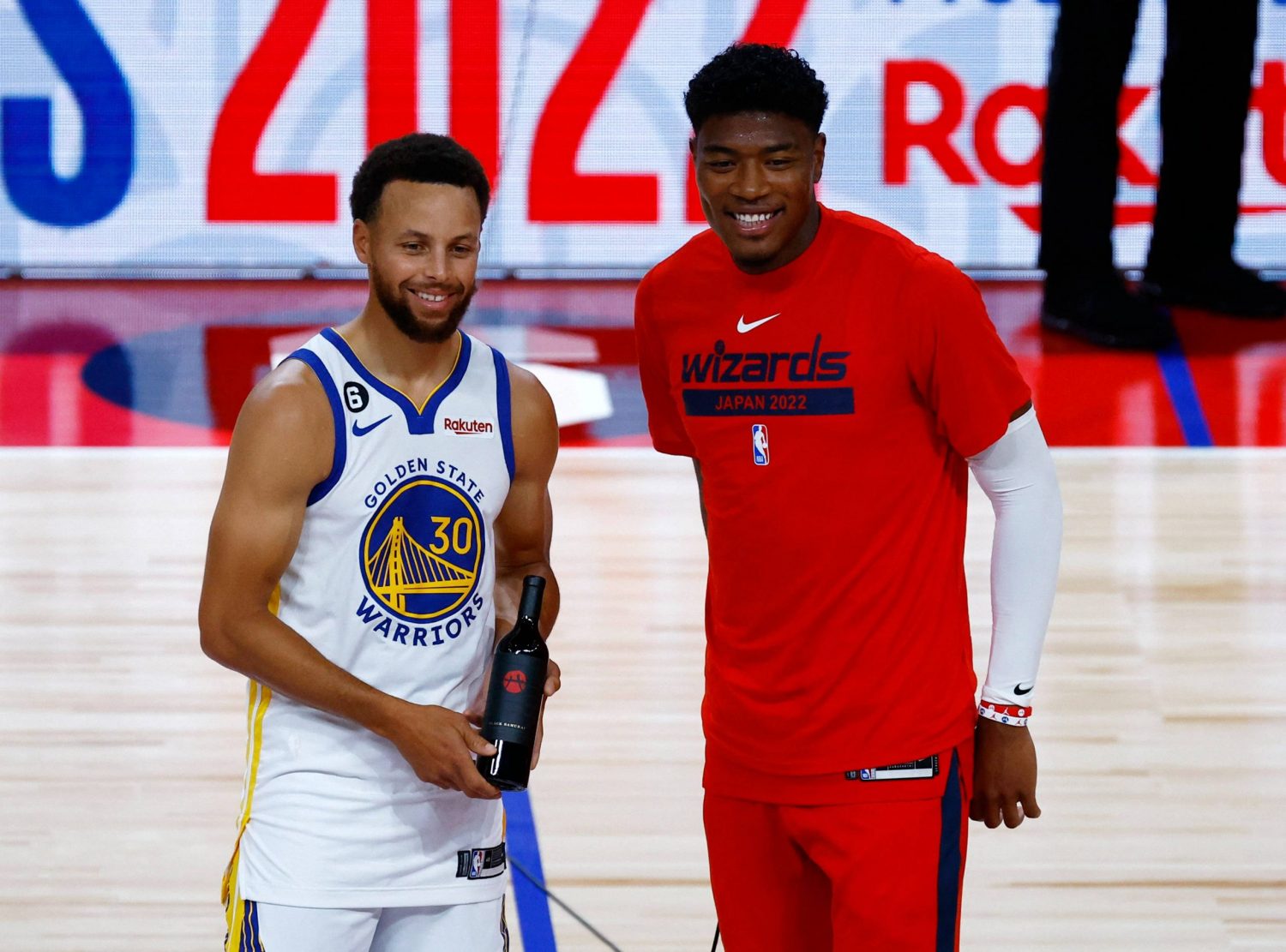 Warriors Prevail Against Wizards in NBA Japan Games Opener | SportsLook 