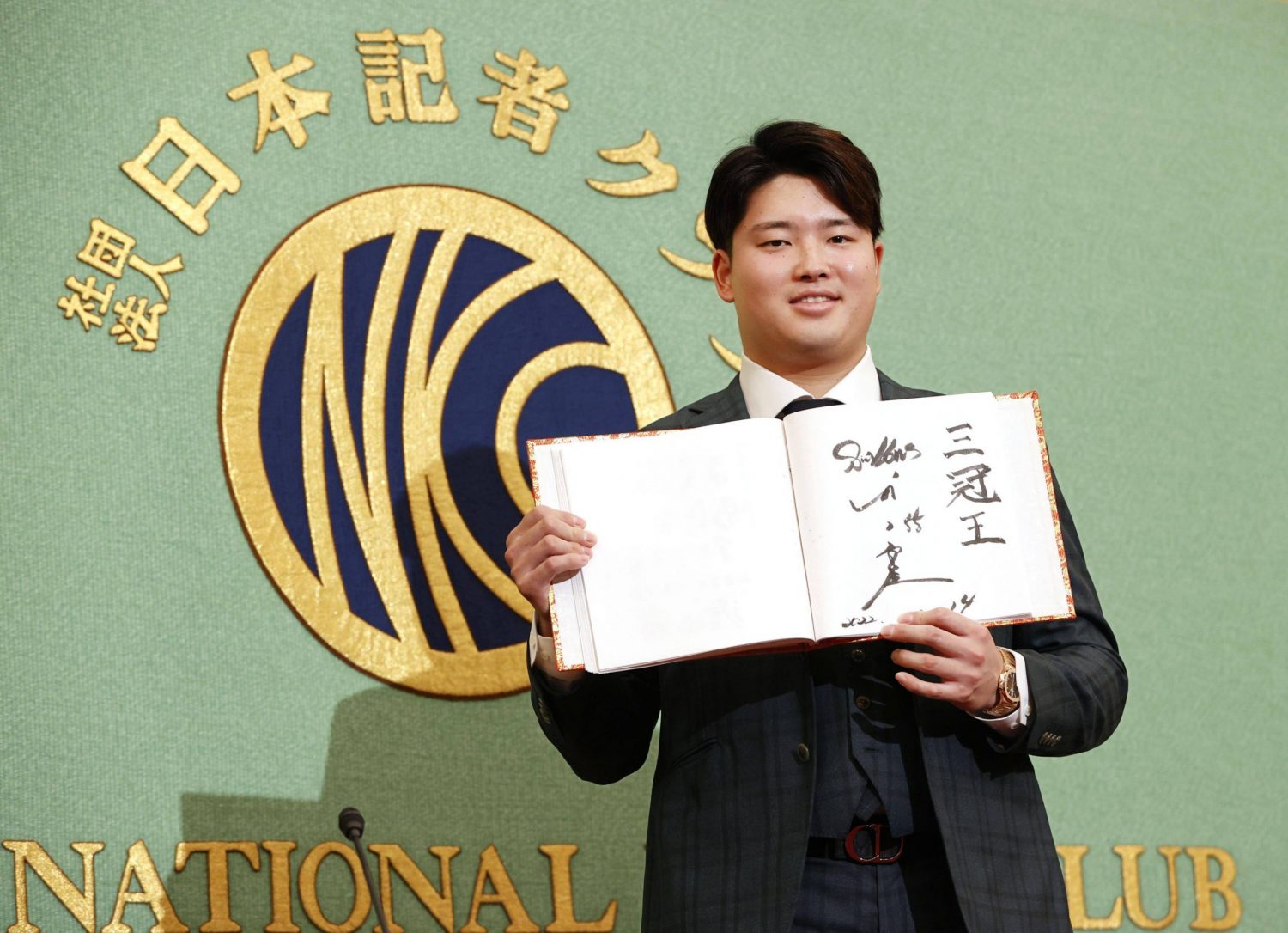 NPB NOTEBOOK] Triple Crown Winner Munetaka Murakami Has MLB Aspirations