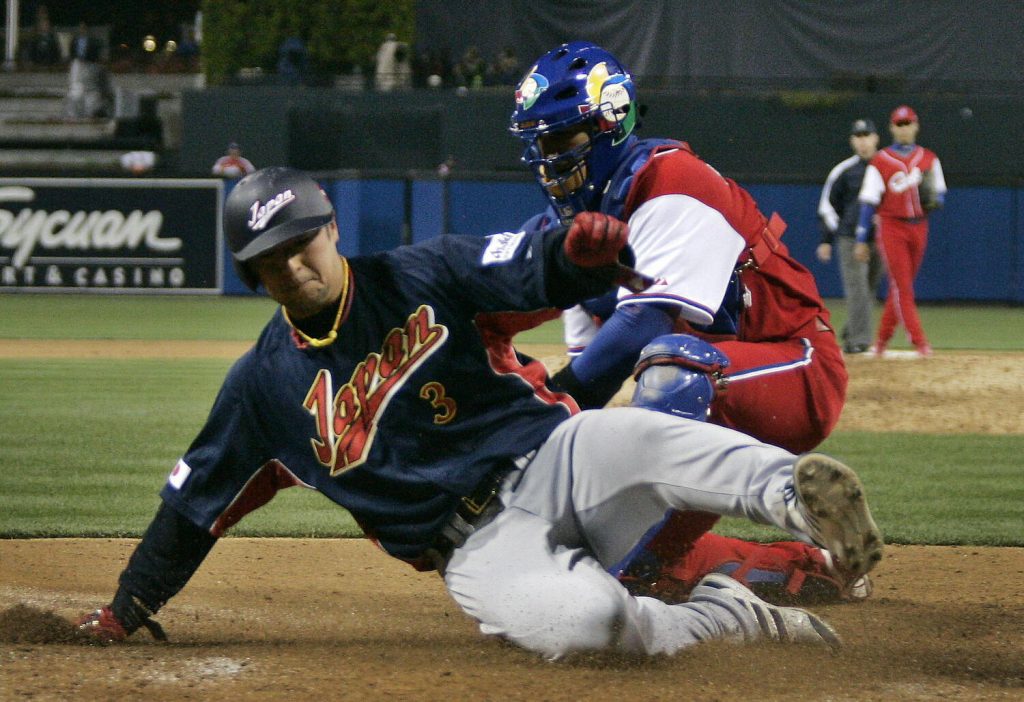 2006 Cuba plays in World Baseball Classic – Bowie News