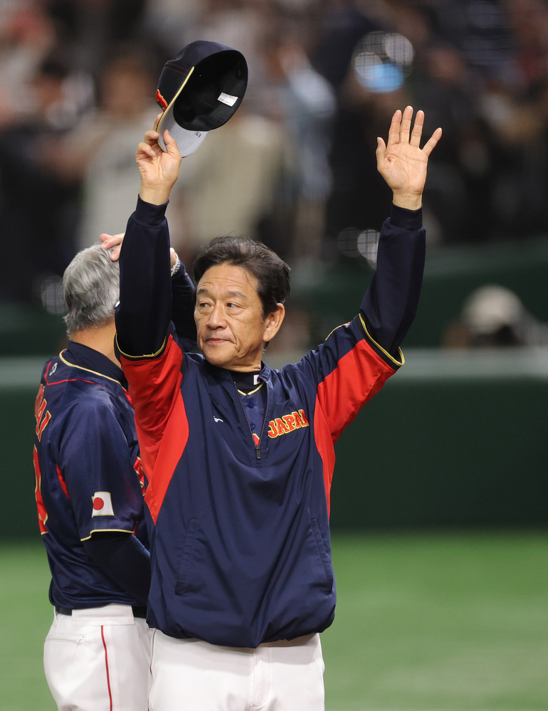 Japan takes a 4-3 lead over Korea after base hits by Lars Nootbaar, Kensuke  Kondoh and Masataka Yoshida