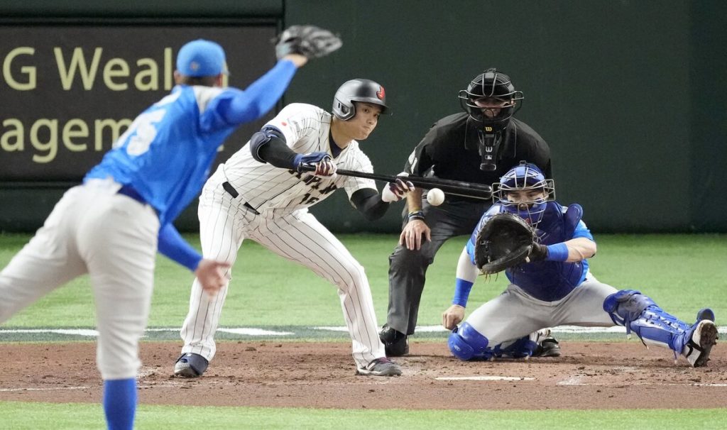 Shohei Ohtani Belts First WBC Homer as Japan Beats Australia and Improves  to 4-0