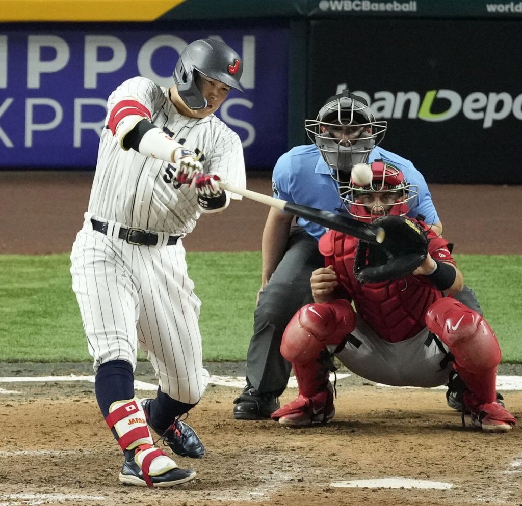 Samurai Japan skipper Kokubo promotes team's new uniforms for WBC, stays  mum about roster - The Japan Times