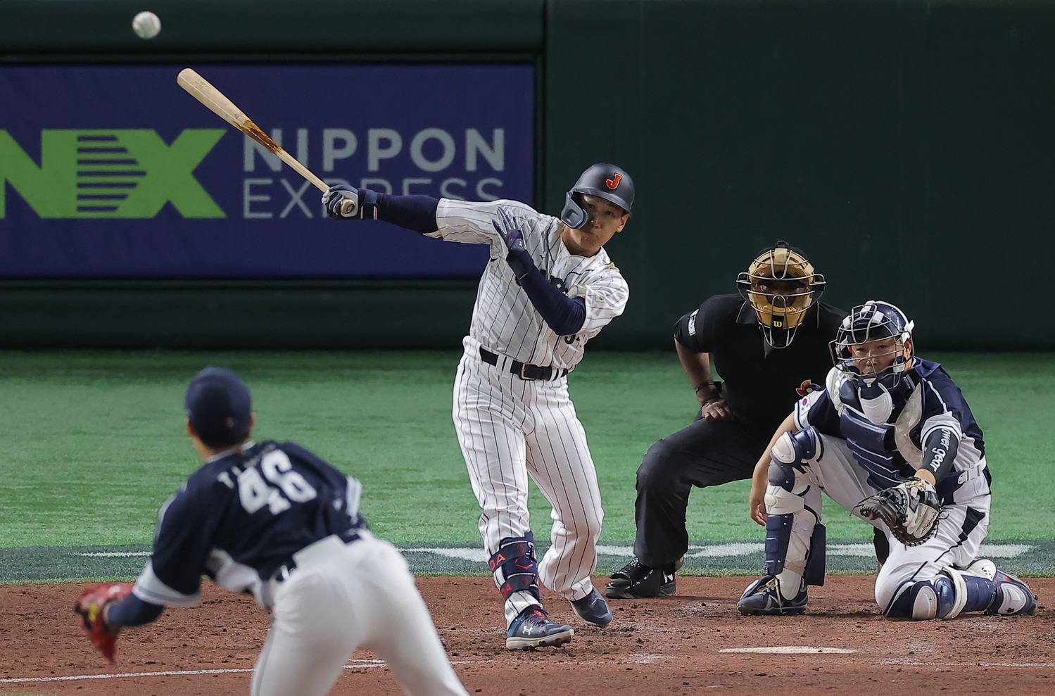 Masataka Yoshida, 'a baseball rat', eager to meet favorite player