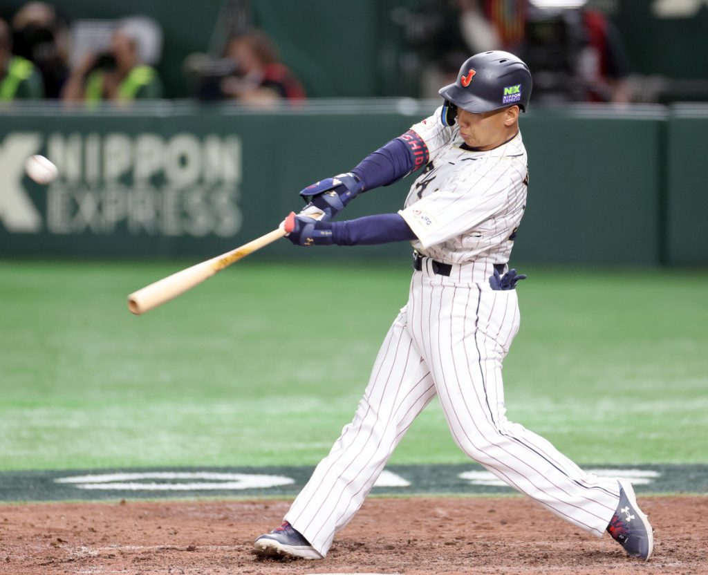 Munetaka Murakami nearing home run record in Japan