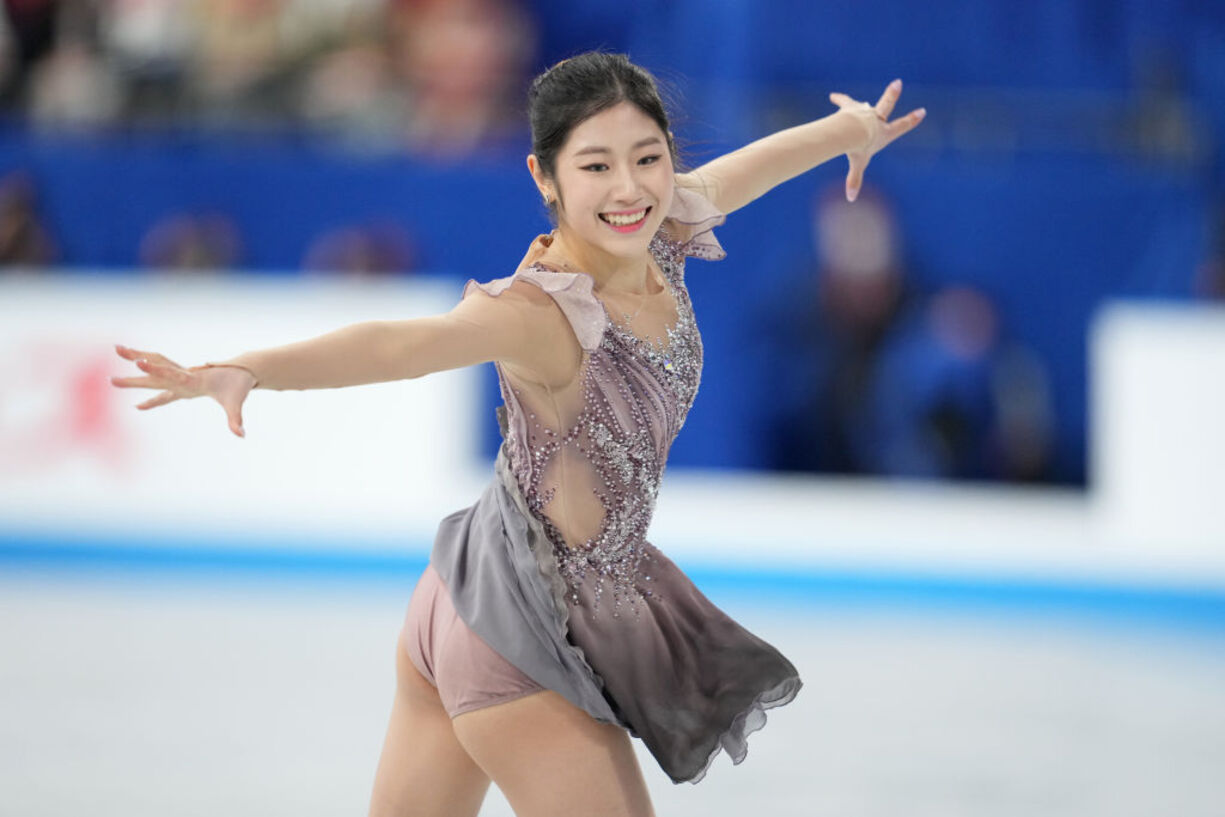 ICE TIME Haein Lee Jun Hwan Cha Impress at World Team Trophy