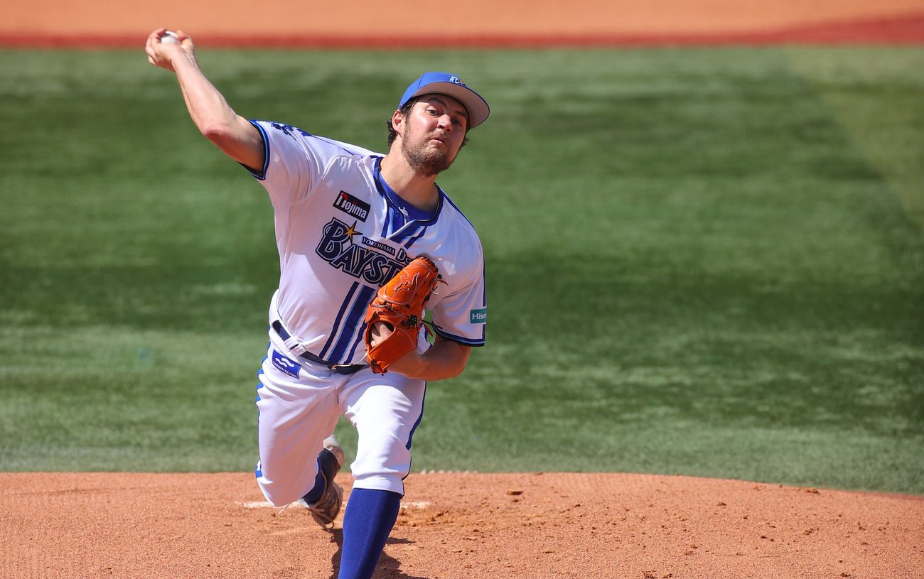 Trevor Bauer picks up 4-1 victory in debut with Yokohama