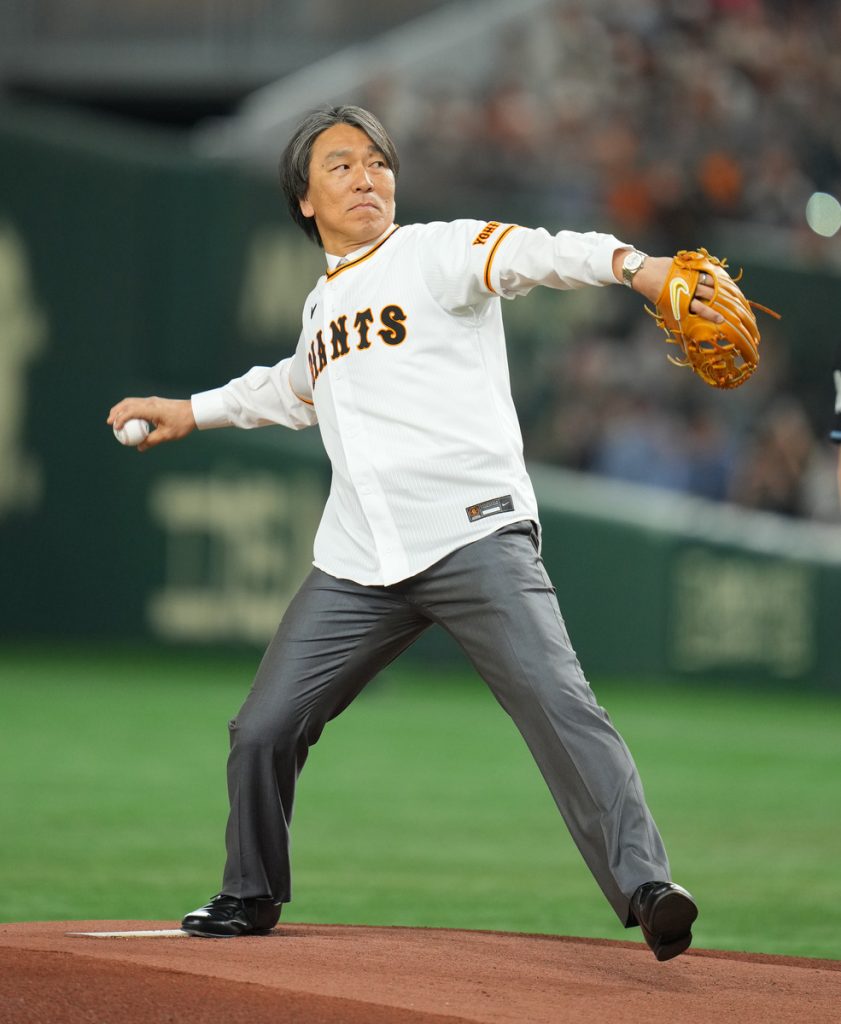 Hideki Matsui Returns to Tokyo Dome, Wearing Old Uniform No. 55