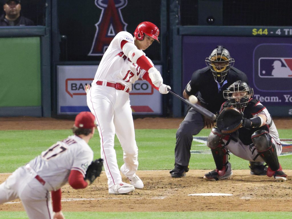 Los Angeles Angels on X: Back-to-Back 👑 Shohei Ohtani is the American  League Player of the Month for July, marking his second consecutive A.L.  Player of the Month Award and the fourth