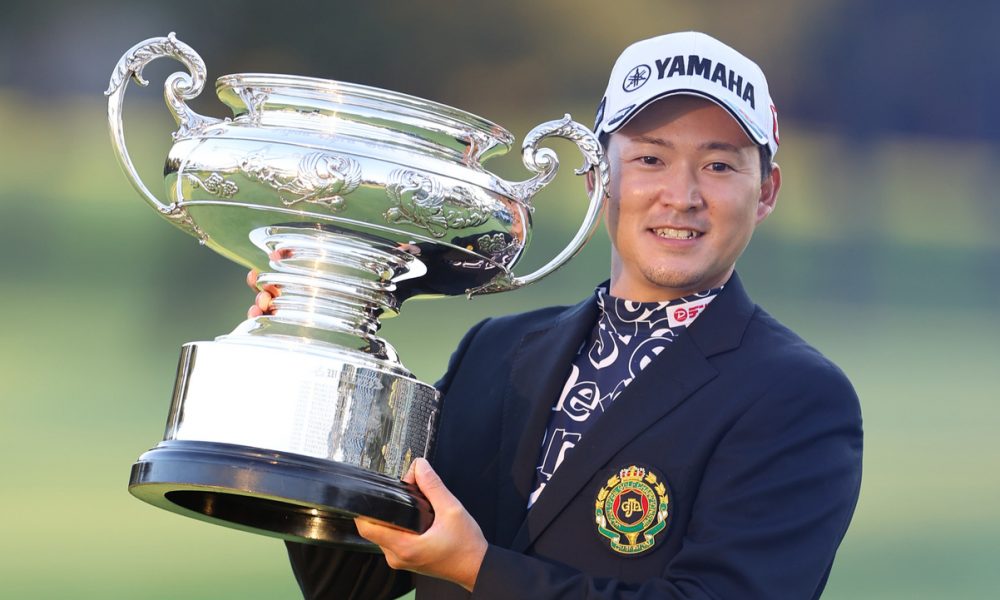 Shugo Imahira Sinks a Clutch Putt to Win the Japan Open Golf
