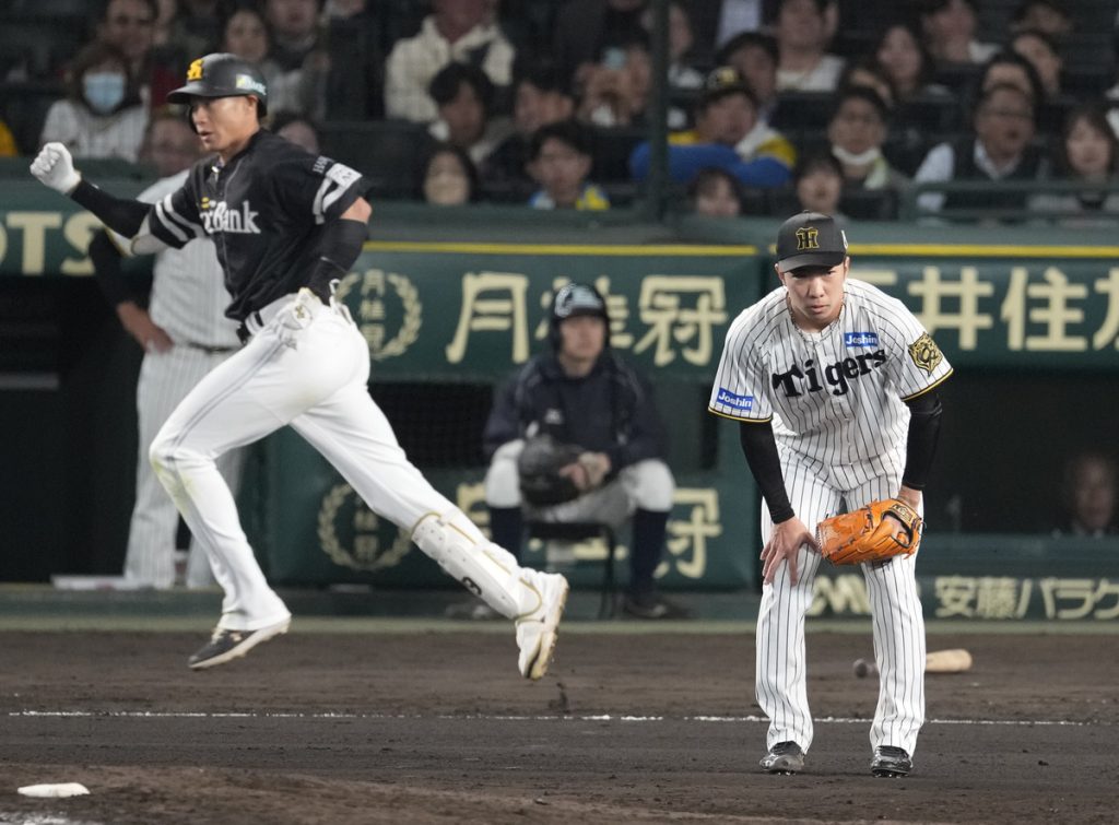 SoftBank Hawks